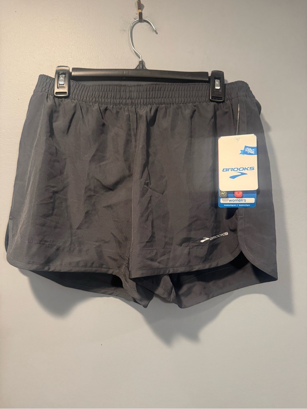 *Brooks Women's Black Athletic Running Shorts